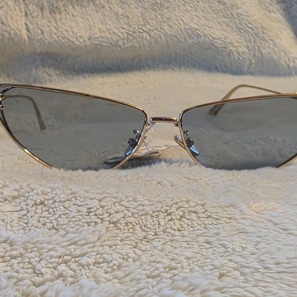 Gold Frame Blue Lens Cat Eye Sunglasses main image 4